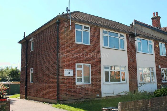 1 Bedroom Flat To Rent In Grove Hill, South Woodford E18