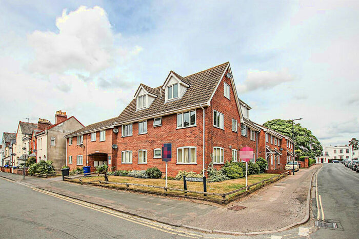 2 Bedroom Flat To Rent In Vicarage Court, Lisburn Road, Newmarket, Suffolk, CB8