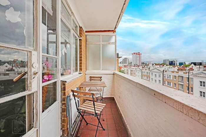 1 Bedroom Flat For Sale In Harrow Lodge, St John's Wood Road, St John's Wood, NW8