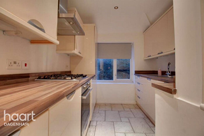 1 Bedroom Maisonette To Rent In Northfield Gardens, Dagenham, RM9