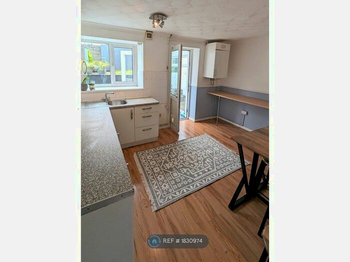 2 Bedroom Terraced House To Rent In Belle Vue Street, Trecyncon, CF44