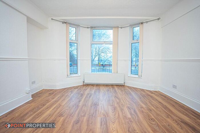 1 Bedroom Flat To Rent In B Bebington Road, Birkenhead, CH42