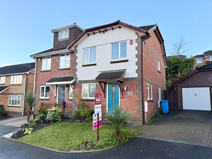 3 Bedroom Semi-Detached House For Sale In Lytchett Drive, Broadstone, BH18