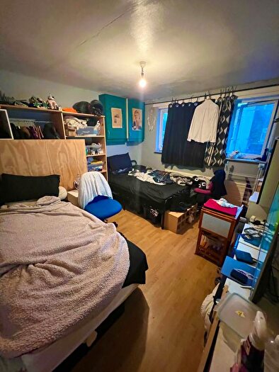 3 Bedroom Terraced House For Sale In Darwell Close, London, E6