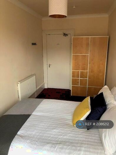 5 Bedroom Flat To Rent In Rupert Street, Glasgow, G4