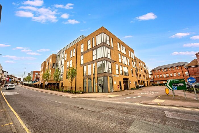 2 Bedroom Flat For Sale In Wrens Cross, Upper Stone Street, Maidstone, Kent, ME15