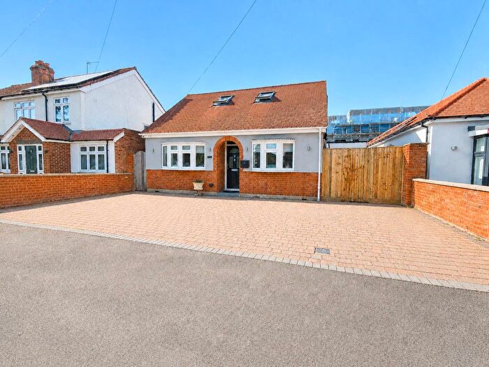 5 Bedroom Detached House For Sale In Kenilworth Road, Ashford, TW15