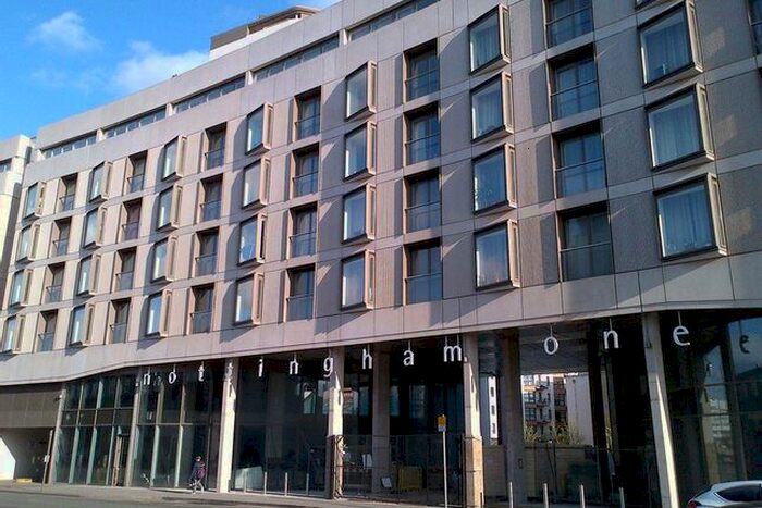 3 Bedroom Flat To Rent In Canal Street, Nottingham, NG1