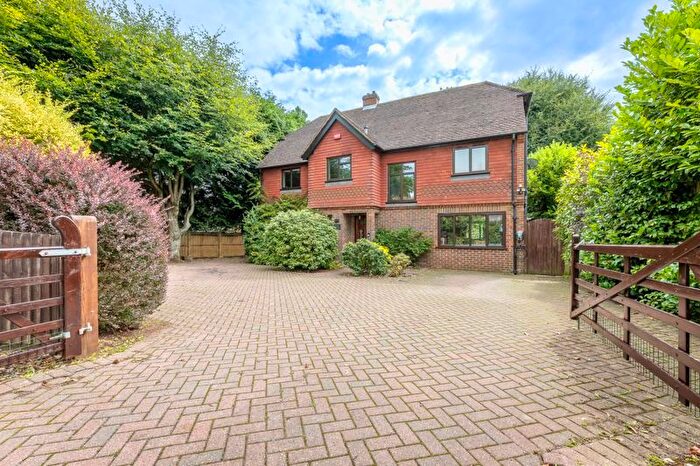 4 Bedroom Detached House For Sale In Speldhurst Road, Tunbridge Wells, TN3