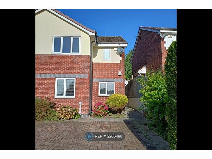 3 Bedroom Semi-Detached House To Rent In Osborne Street, Bredbury, Stockport, SK6