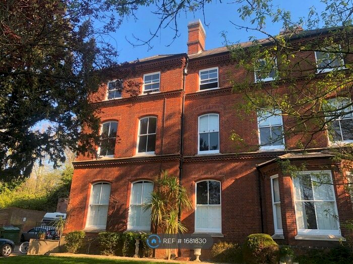 2 Bedroom Flat To Rent In St. Andrews Court, Norwich, NR7