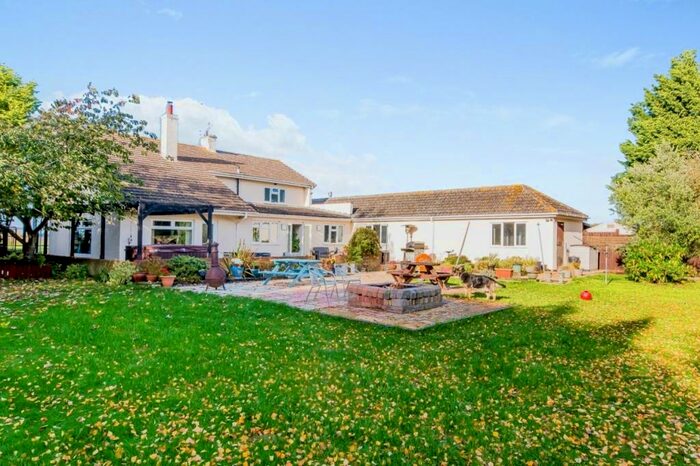 4 Bedroom Detached House For Sale In Wyberton Roads, Wyberton, Boston, PE20