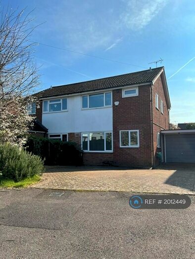 3 Bedroom Semi-Detached House To Rent In Orchard Close, Spencers Wood, Reading, RG7