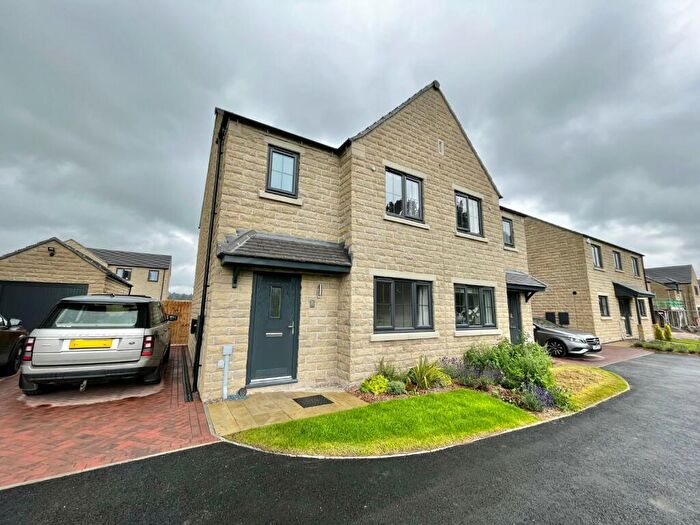 3 Bedroom Semi-Detached House To Rent In Wilson Way, Skipton, North Yorkshire, BD23