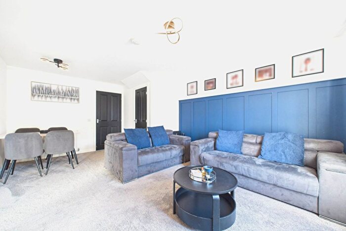 3 Bedroom Detached House For Sale In Carmuirs Drive, Torrance Park, Motherwell, ML1