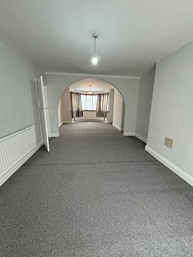 3 Bedroom End Of Terrace House To Rent In Torbay Road, Harrow, HA2