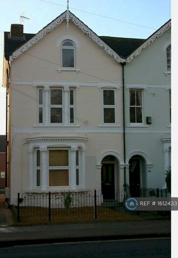 1 Bedroom Flat To Rent In Wendover Road, Aylesbury, HP21