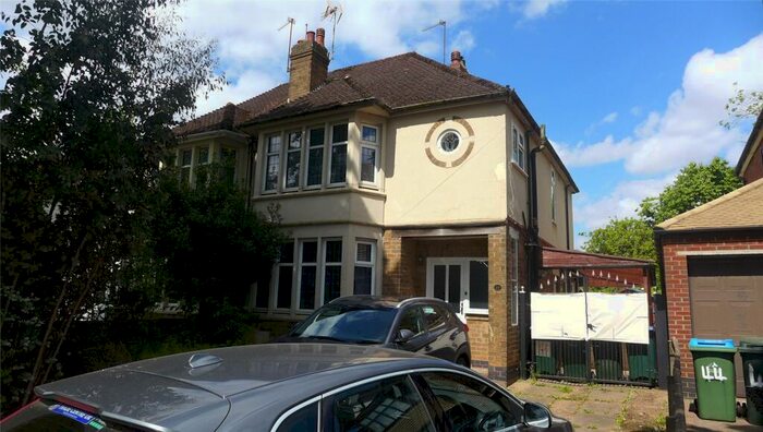 3 Bedroom Semi-Detached House To Rent In Fletchamstead Highway, Canley, Coventry, CV4