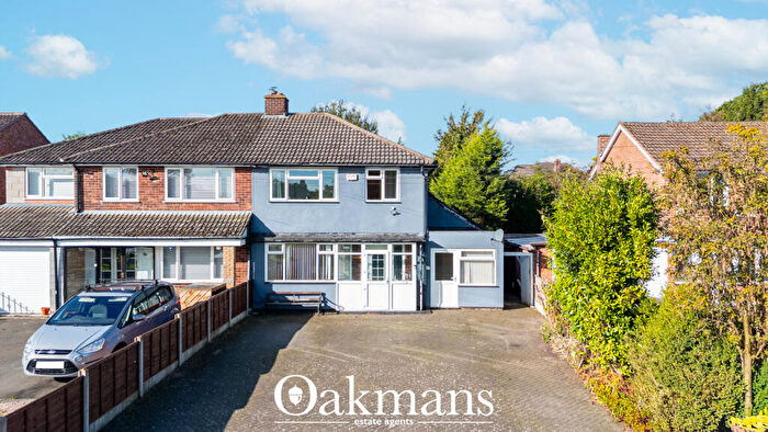 3 Bedroom Semi-Detached House For Sale In Carters Lane, Halesowen, B62