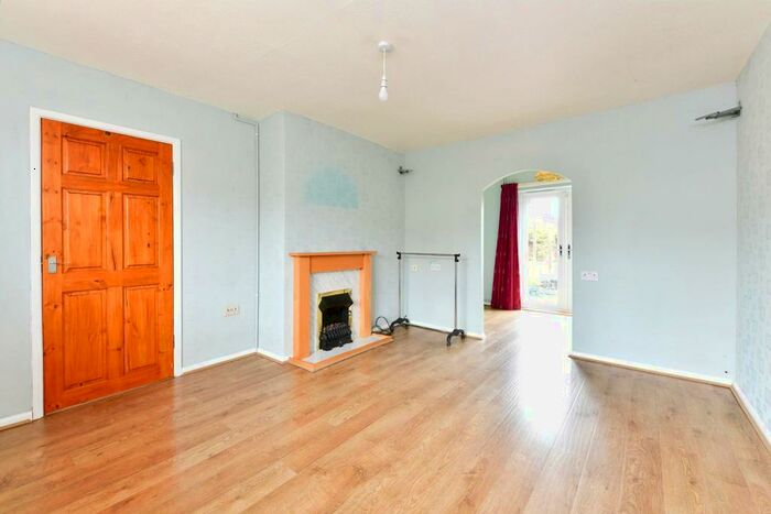 3 Bedroom House To Rent In Broadway, Farcet, Peterborough, PE7