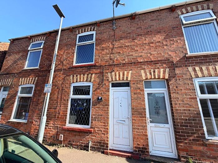 2 Bedroom Terraced House For Sale In Belmont Street, Scunthorpe, South Humberside, DN16