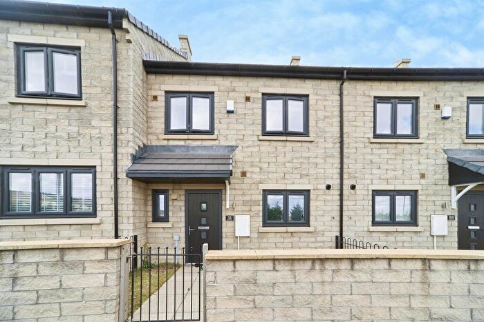 3 Bedroom Terraced House For Sale In Halifax Road, Denholme, Bradford, BD13