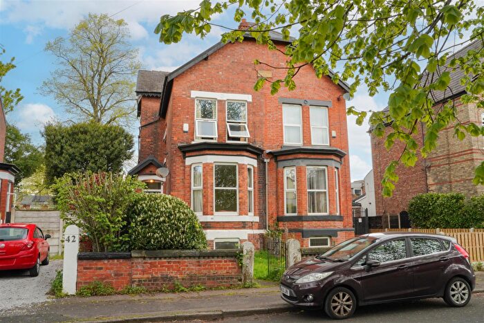 4 Bedroom Semi-Detached House For Sale In Lombard Grove, Fallowfield, M14