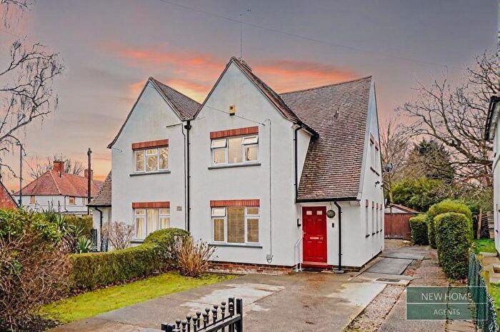 3 Bedroom Semi Detached House For Sale In Woodside Road, Beeston, Nottingham, NG9