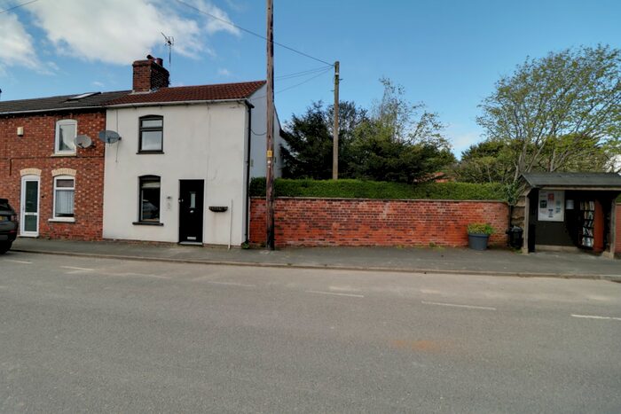 3 Bedroom End Of Terrace House For Sale In High Street, Wootton, Ulceby, DN39