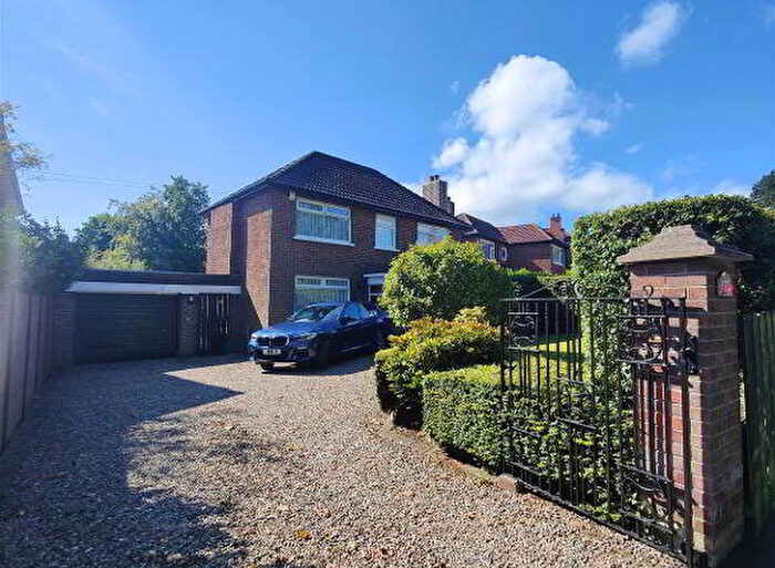 3 Bedroom Detached House For Sale In Fortwilliam Park, Belfast, BT15