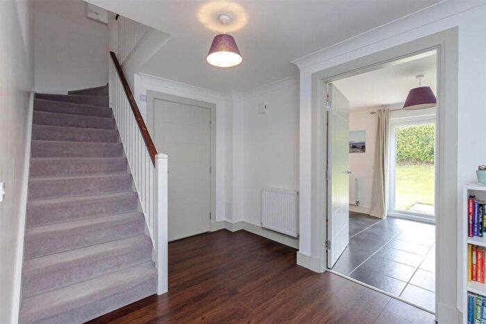 4 Bedroom Detached House For Sale In New Calder Mill Road, Mid Calder, EH54