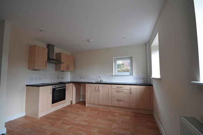 2 Bedroom House To Rent In Woodborough Road, Nottingham - Available Now, NG3