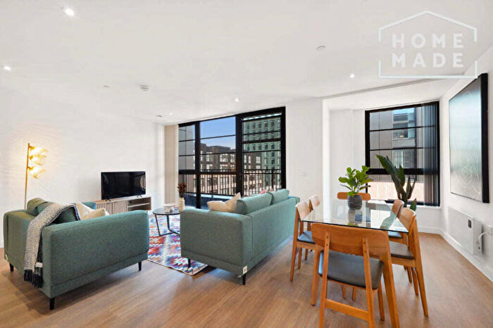 3 Bedroom Apartment To Rent In Sherlock Quarter, Sherlock St, B5