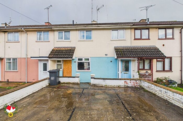 2 Bedroom Terraced House For Sale In Bazeley Road, Matson, Gloucester, GL4