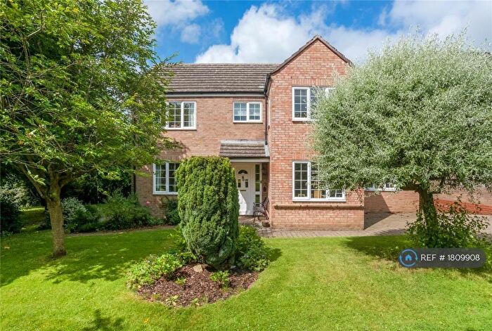 4 Bedroom Detached House To Rent In Holliers Crescent, Middle Barton, Chipping Norton, OX7