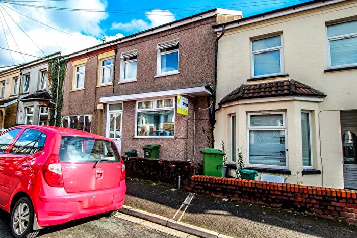 4 Bedroom House To Rent In Kingsland Terrace, Treforest, Pontypridd, CF37