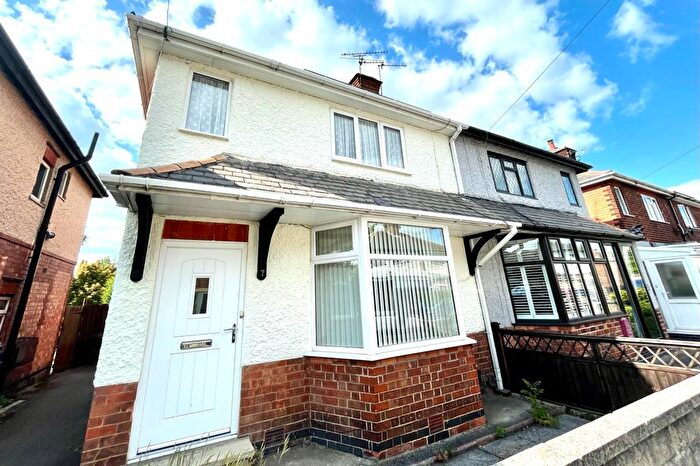 3 Bedroom House To Rent In Albion Road, NG10