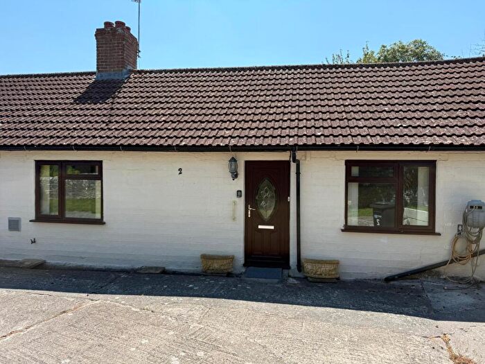 1 Bedroom Bungalow For Sale In Speckington, Nr Yeovil, BA22