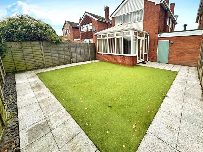 3 Bedroom Link Detached House To Rent In Cedars Road, Exhall, Coventry, Warwickshire, CV7