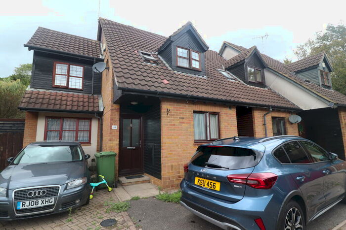 5 Bedroom House To Rent In Wellstye Green, Basildon, SS14