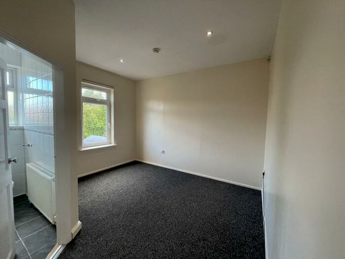 1 Bedroom Flat To Rent In Houghton Road, Thurnscoe, S63