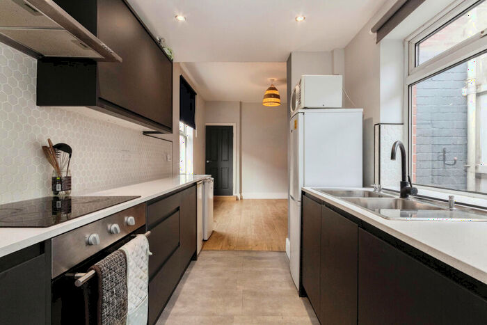 4 Bedroom Terraced House To Rent In Sneinton Boulevard, Nottingham, NG2