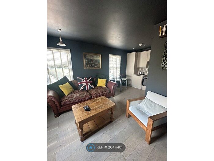 1 Bedroom Flat To Rent In Lordship Lane, London, SE22