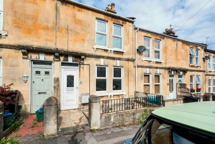 4 Bedroom Terraced House To Rent In Coronation Avenue, Bath, BA2