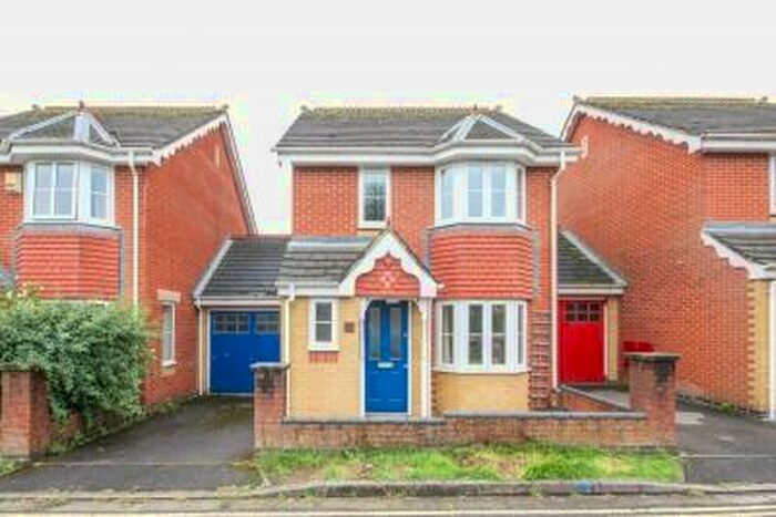 4 Bedroom Semi-Detached House To Rent In Acland Close, Headington, Oxford, OX3