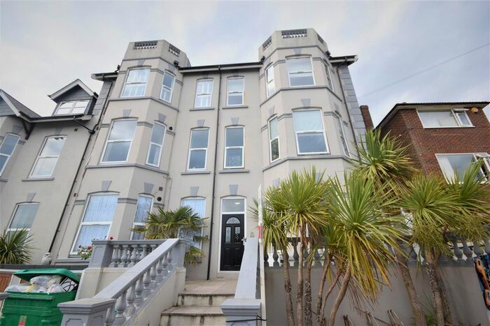 3 Bedroom Maisonette To Rent In Ashburnham Road, Hastings, TN35