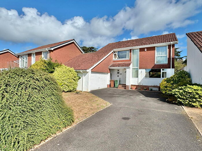 4 Bedroom Detached House For Sale In Leatfield Drive, Derriford, Plymouth, PL6