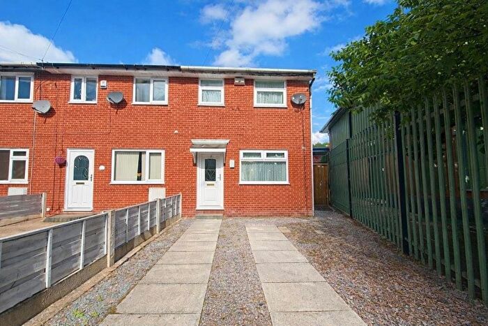 3 Bedroom End Of Terrace House To Rent In Wickentree Lane, Failsworth, Manchester, M35