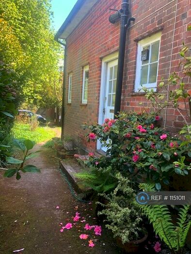 1 Bedroom Flat To Rent In Monk Sherborne House, Monk Sherborne, Tadley, RG26