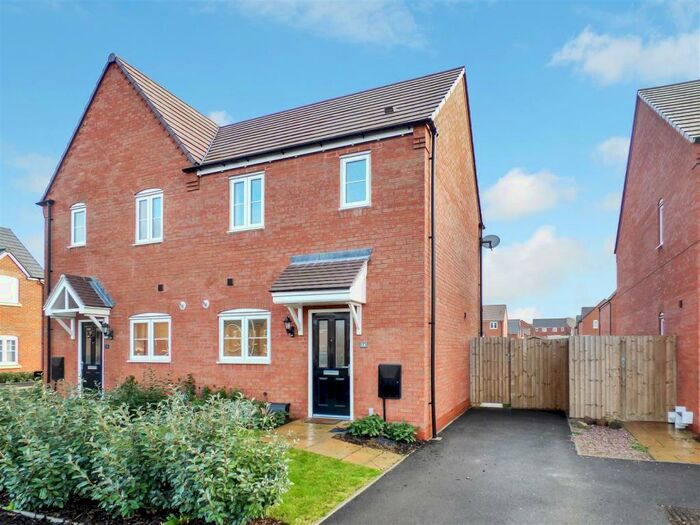 2 Bedroom Semi-Detached House To Rent In Blenheim Road, Stratford-upon-Avon, CV37